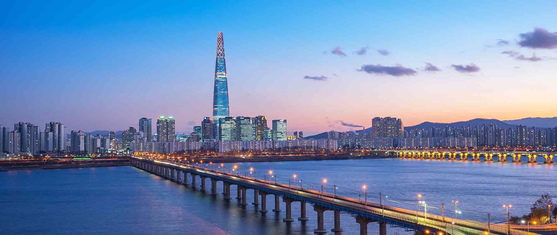j9集团国际站携手MIKROE推出搭载LC29H系列模组的Click boards开发板，为物联网应用带来高精定位服务